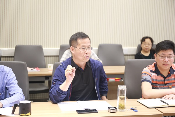 3fbd78a8f34b4ebd99b0559d747ff401.jpg 经济管理学院党委书记张岁平总结讲话.jpg