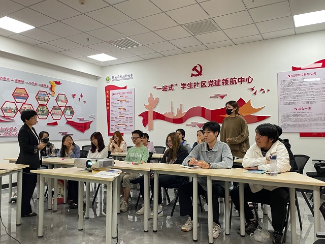 9602ee8f711f4c1fb1ef1170a5b9340e.jpg 培训会现场.jpg